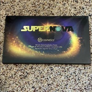 Supernova Eyeshadow Palette